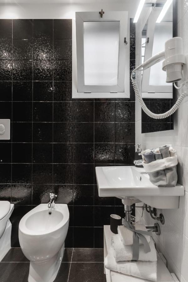 Dimora Elce Suites Elegance & Design Lecce Bagian luar foto