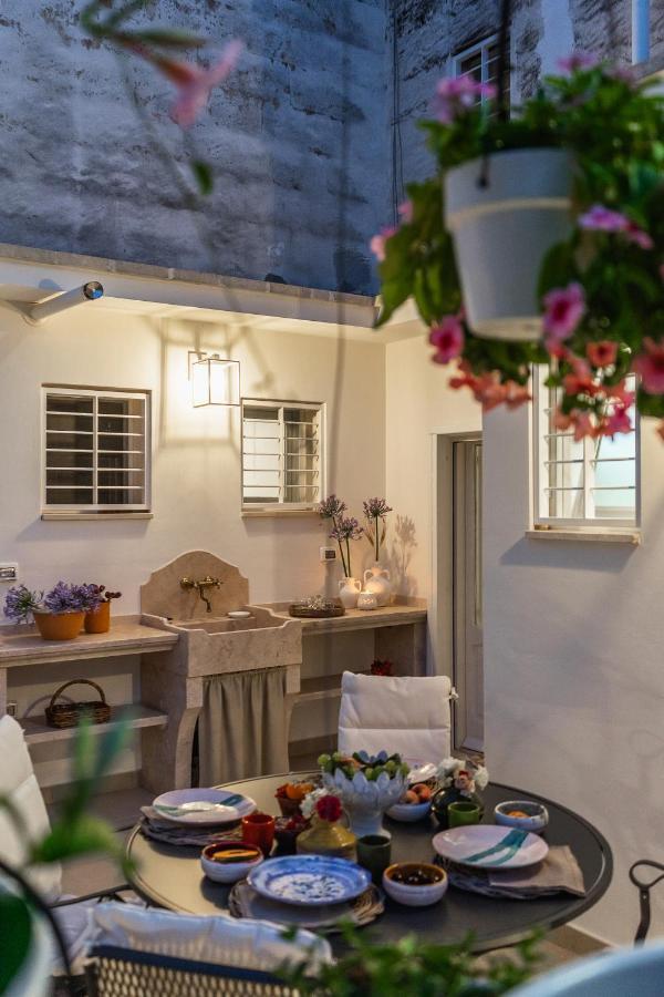 Dimora Elce Suites Elegance & Design Lecce Bagian luar foto