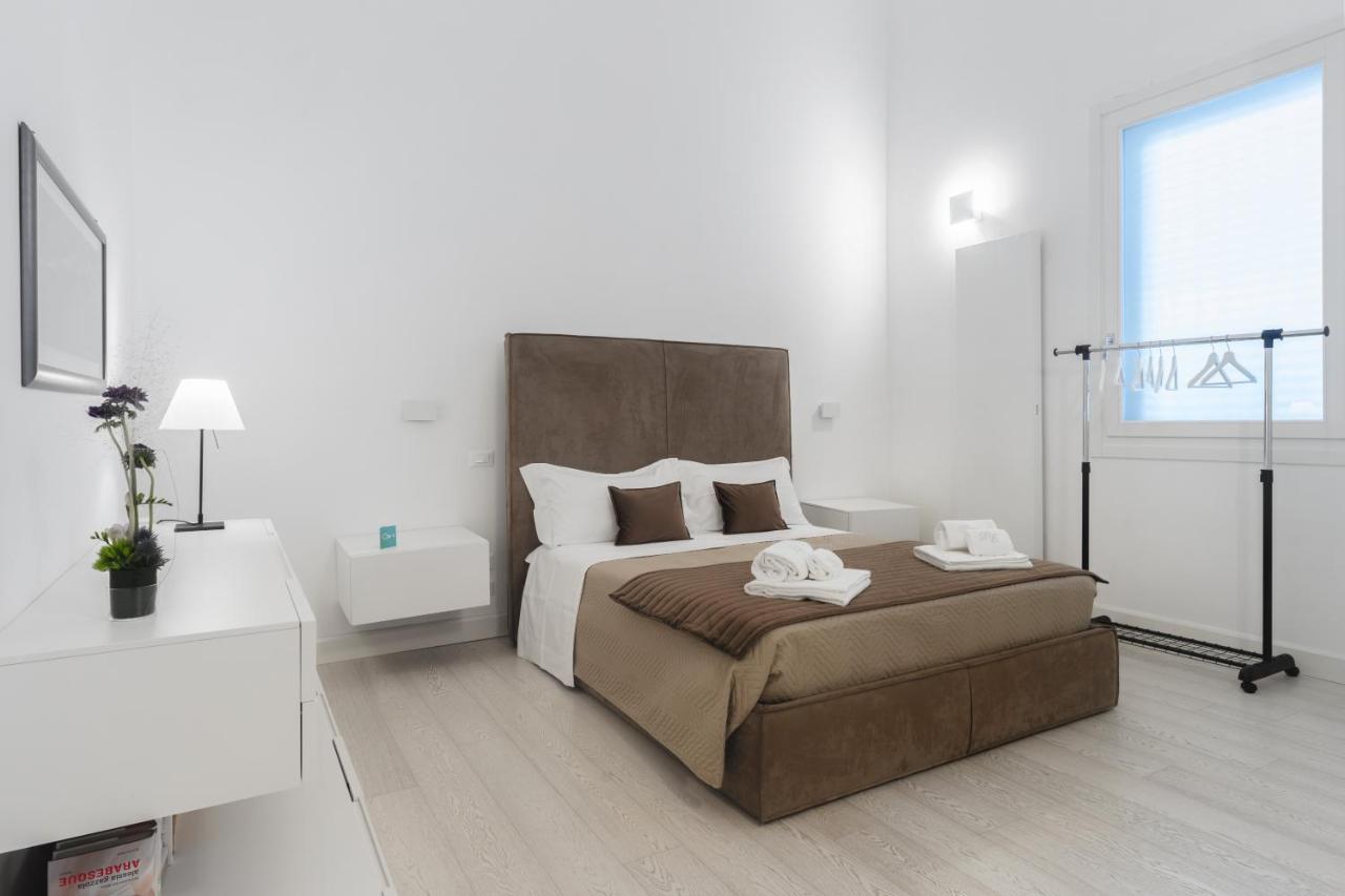 Dimora Elce Suites Elegance & Design Lecce Bagian luar foto