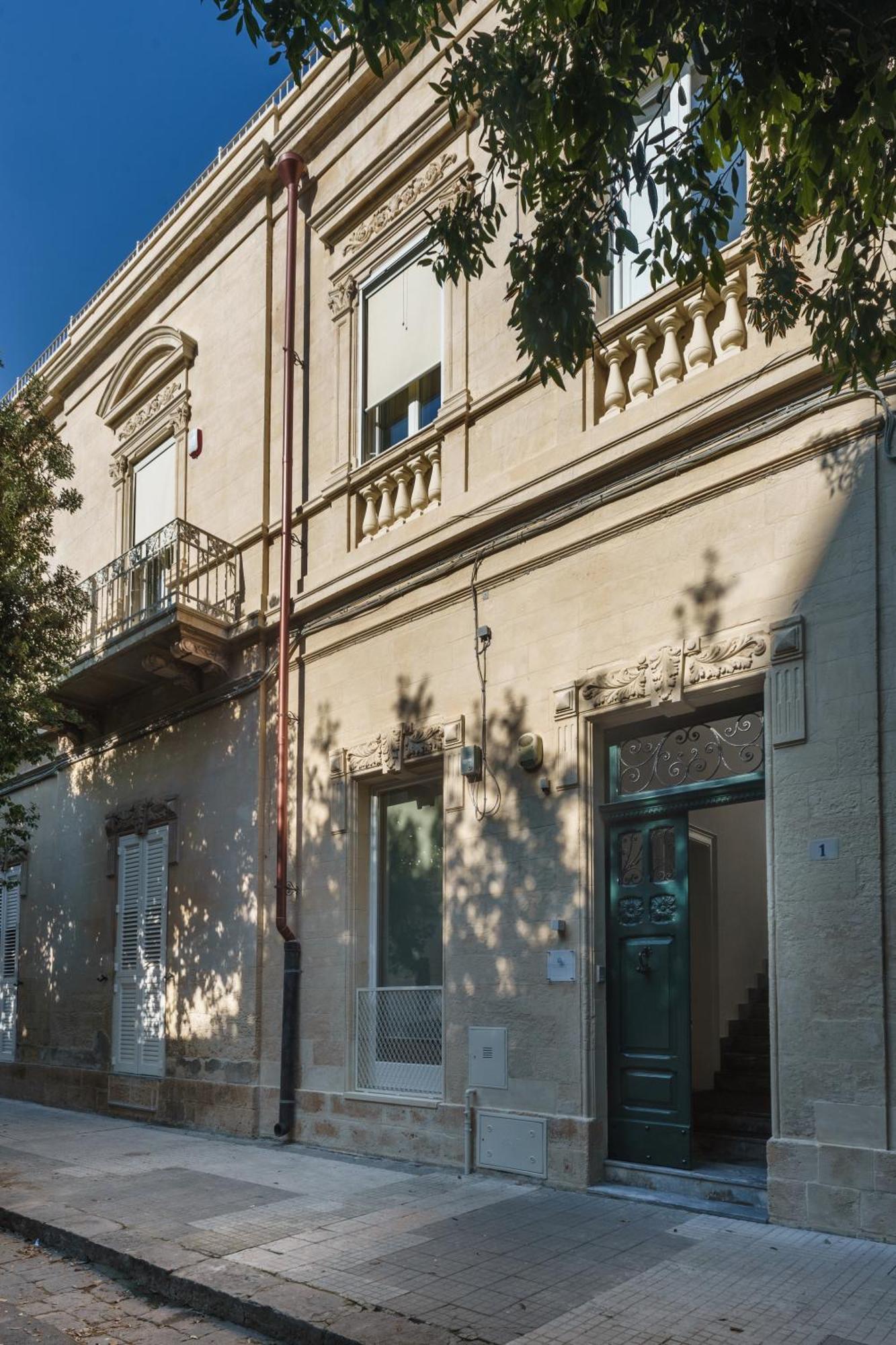 Dimora Elce Suites Elegance & Design Lecce Bagian luar foto